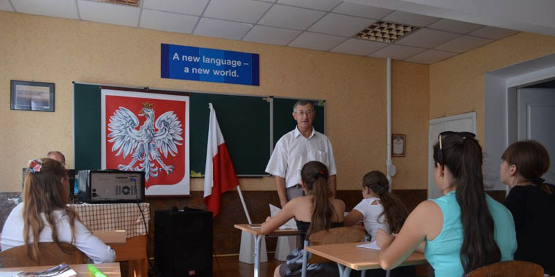 Як влаштувати дитину в школу в Польщі?